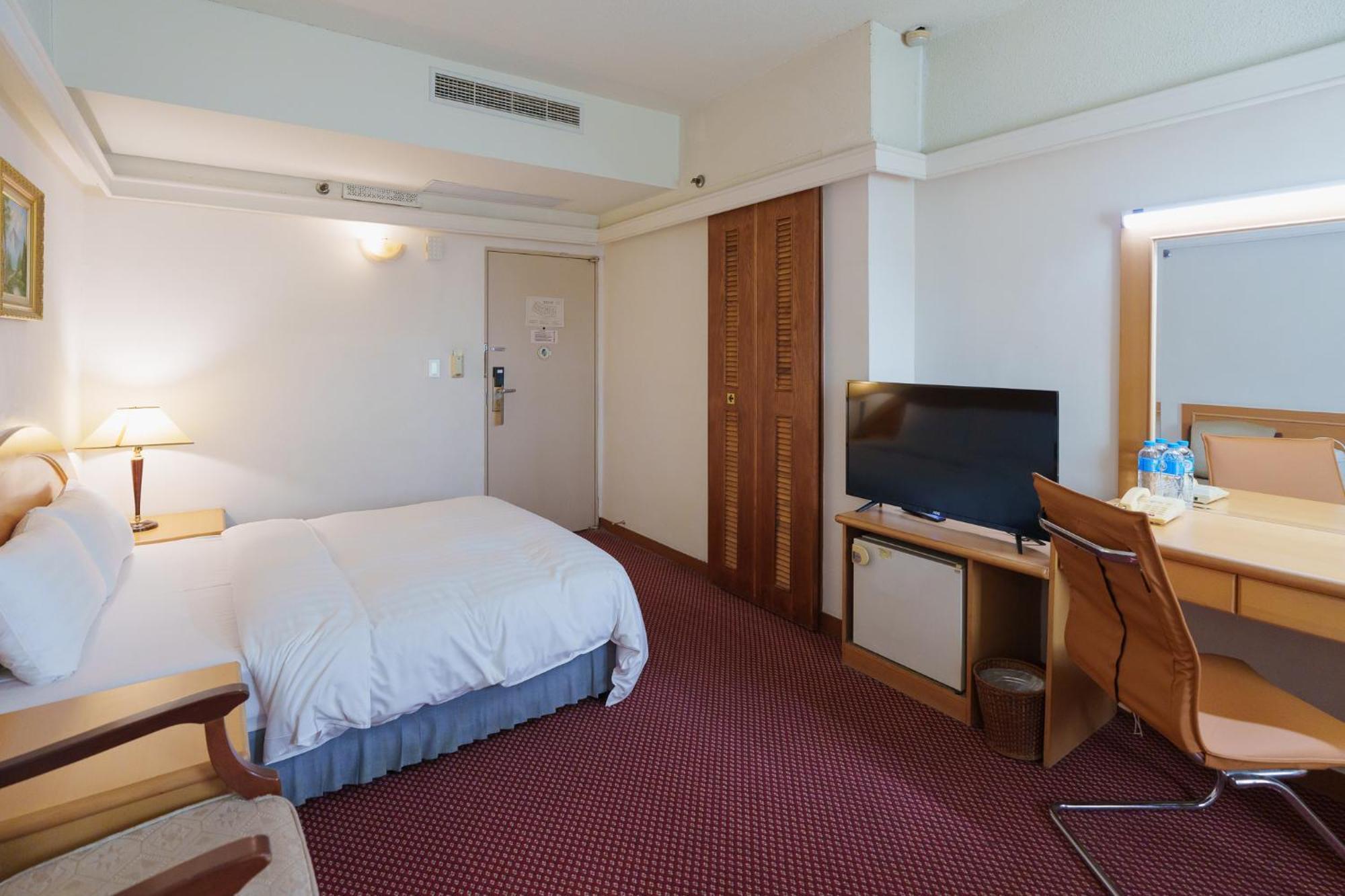Oriental Hotel Tainan Extérieur photo
