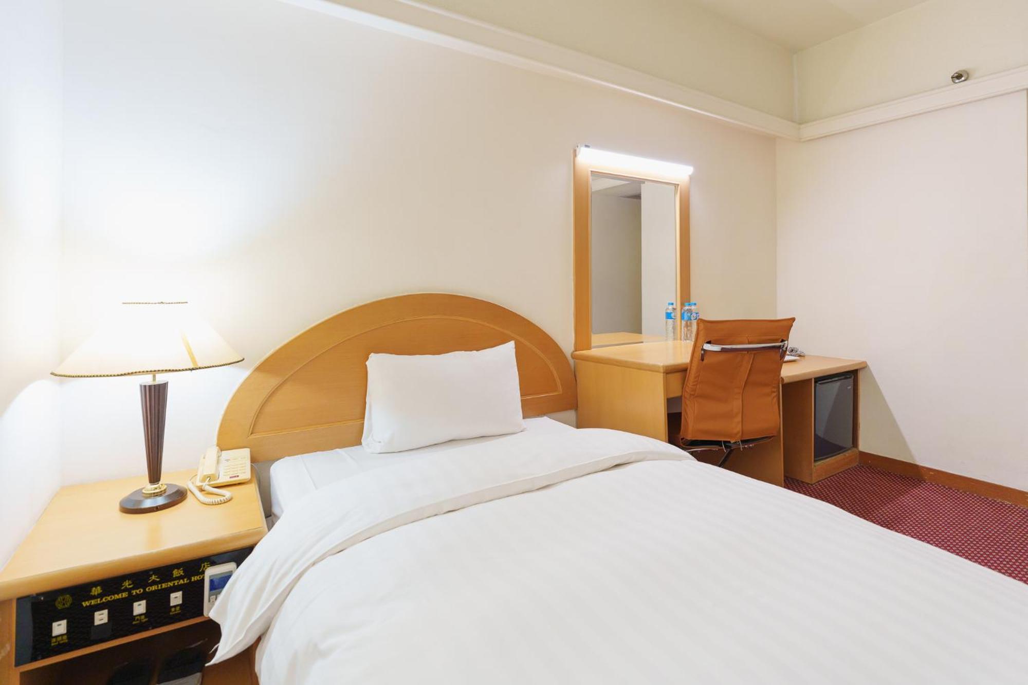 Oriental Hotel Tainan Extérieur photo