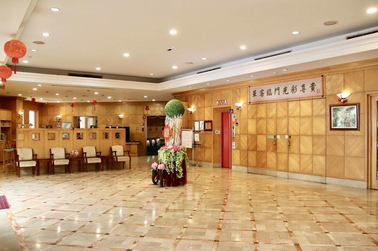 Oriental Hotel Tainan Extérieur photo